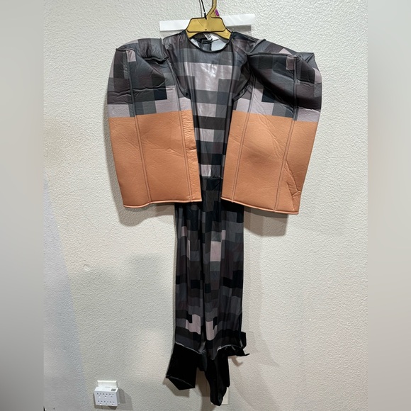 MINECRAFT Steve In Netherite Armor deluxe Halloween costume - Picture 4 of 8